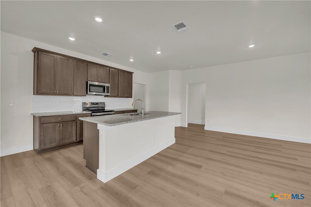 1179 Lexington Drive