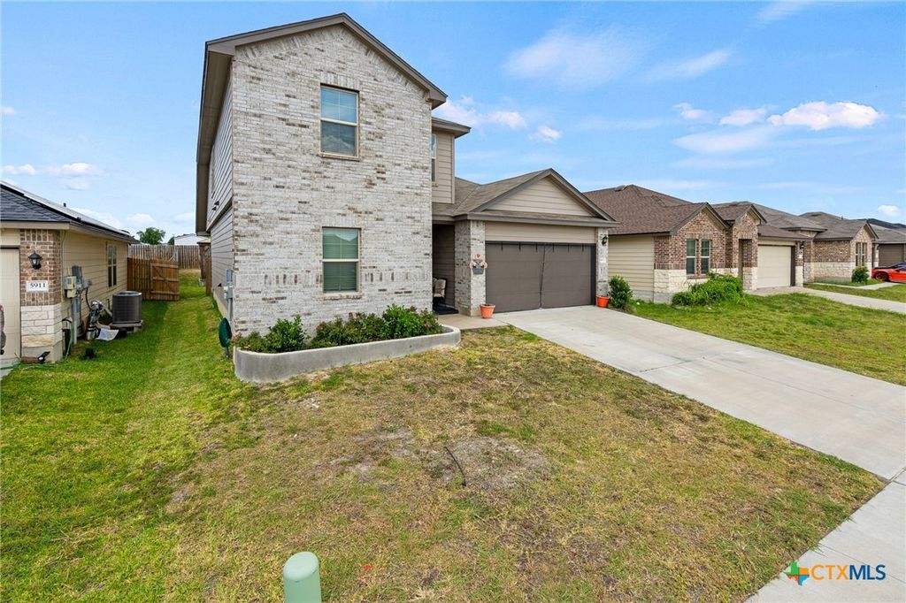 Photo of 5913 Amelia Earhart Boulevard, Killeen, TX 76543 (MLS # 610523)