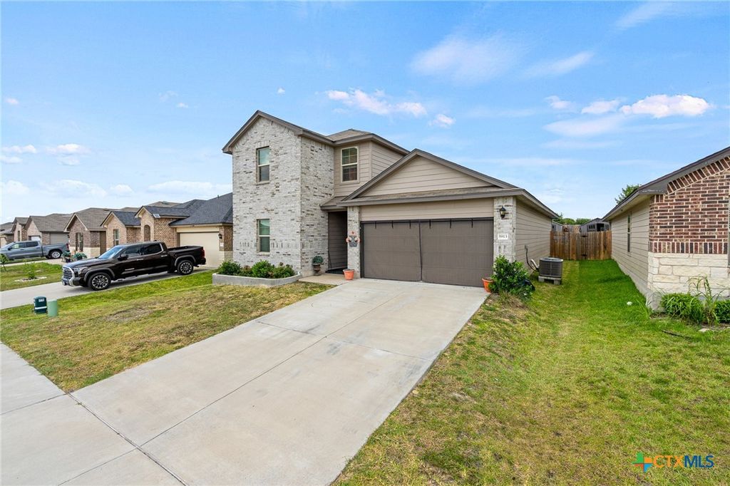 Photo of 5913 Amelia Earhart Boulevard, Killeen, TX 76543 (MLS # 610523)