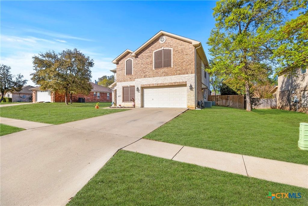 Photo of 4813 Citrine Drive, Killeen, TX 76542 (MLS # 616353)