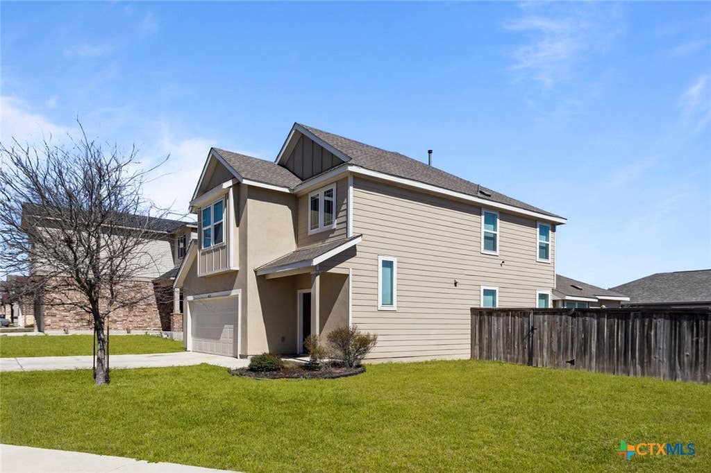Photo of 4837 Park Glen, Marion, TX 78124 (MLS # 608520)