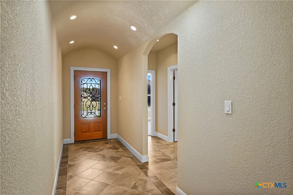 Photo of 1705 Sudberg, Seguin, TX 78155 (MLS # 612542)