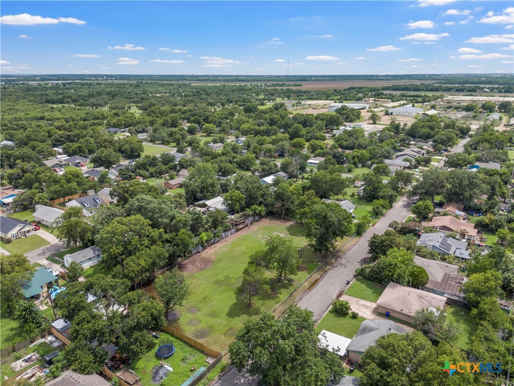 908,912,916,920,924 Church Avenue 924