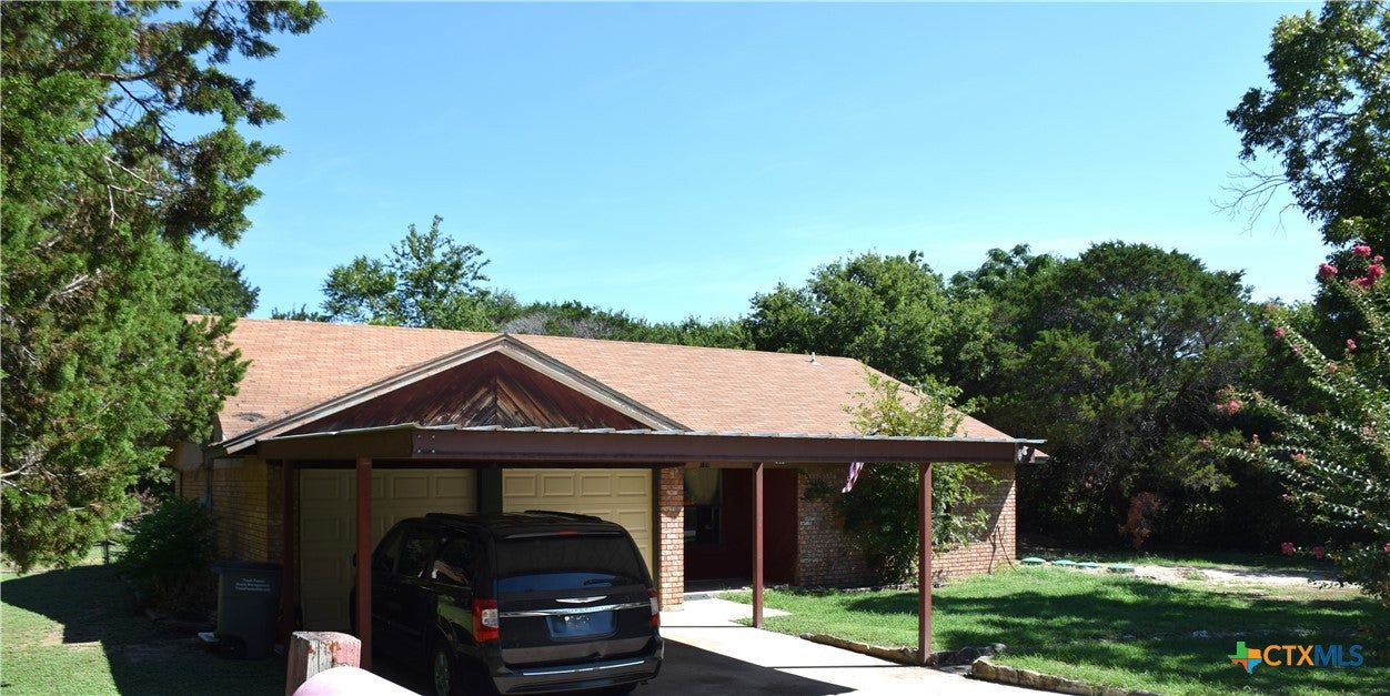 180 County Road 4875 - Photo 2