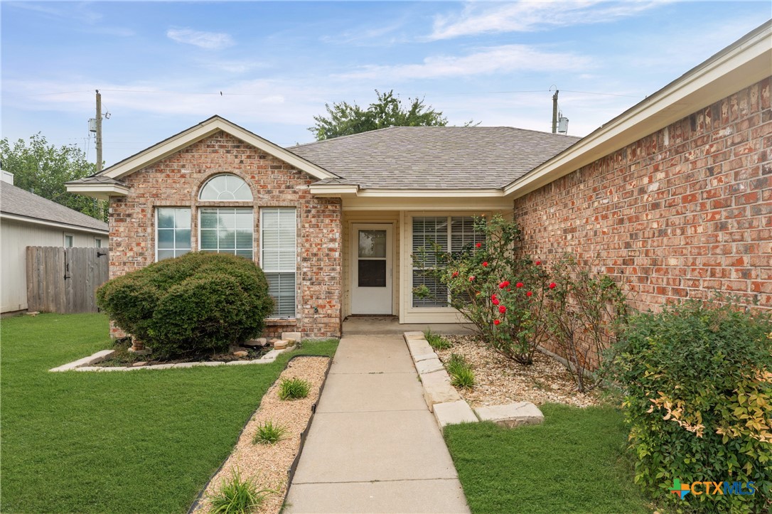 908 SILVER STONE Drive