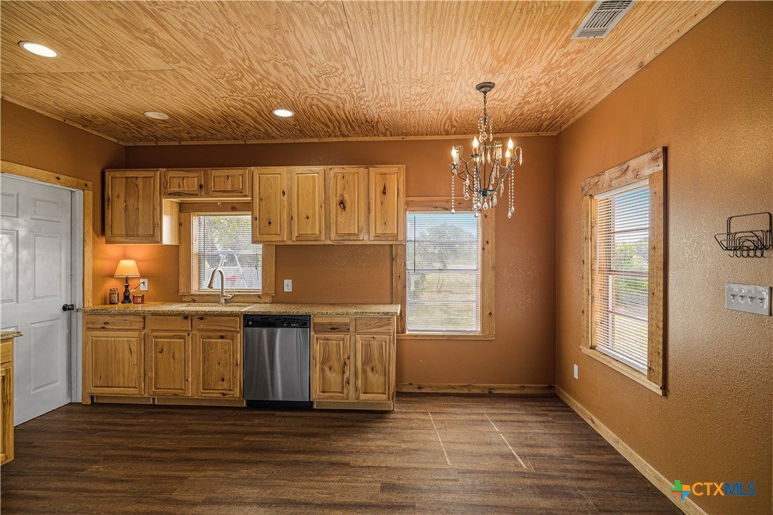 4526 E State Highway 111