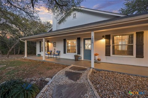 Photo of 1328 Cottonwood Road, Fischer, TX 78623 (MLS # 610073)