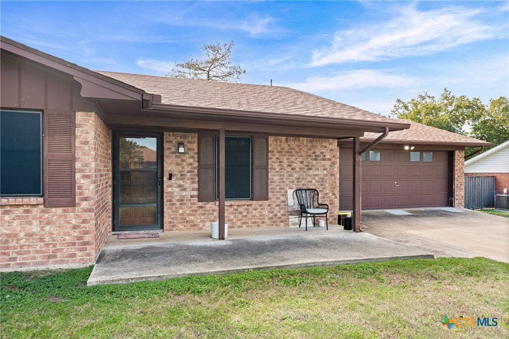 Photo of 1913 Carnation Lane, Temple, TX 76502 (MLS # 628361)