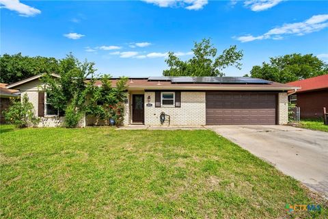 Photo of 2001 Moonlight Drive, Killeen, TX 76543 (MLS # 617373)