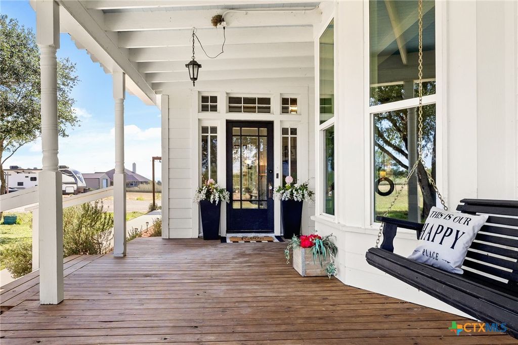 Photo of 6673 Center Point Road, San Marcos, TX 78666 (MLS # 587946)