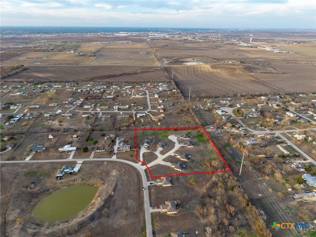 540-566 Crest Circle Drive