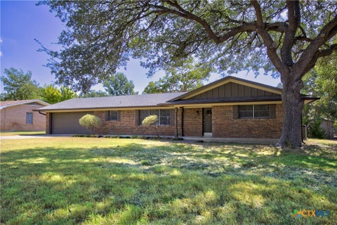 Photo of 3401 Meadow Oaks Drive, Temple, TX 76502 (MLS # 626011)