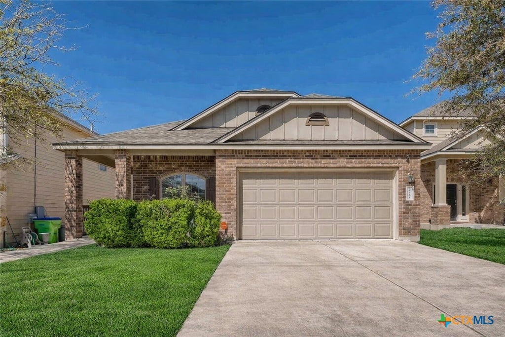 Photo of 427 Unicorn Ranch, San Antonio, TX 78245 (MLS # 617029)