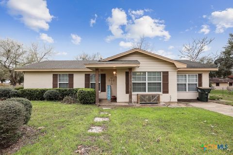 A home in Cuero