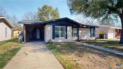 2308 Walnut Avenue Victoria TX 77901