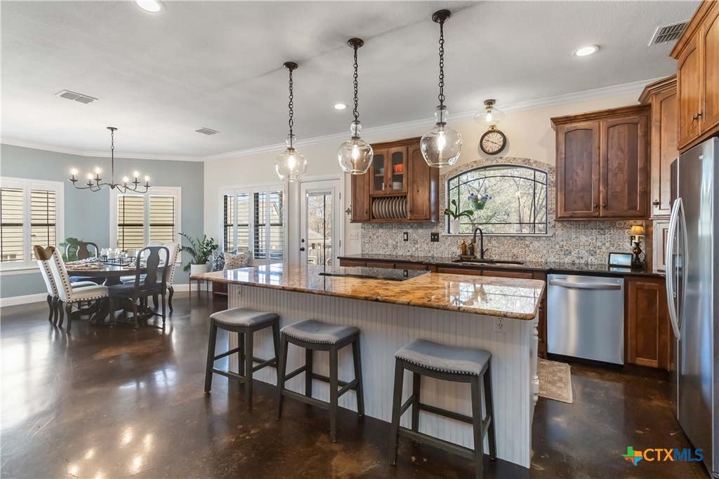 Photo of 412 Elmwood Drive, New Braunfels, TX 78130 (MLS # 616363)