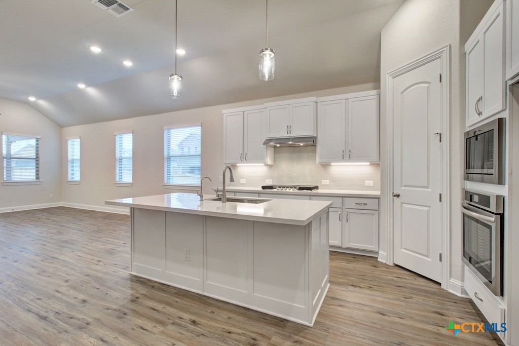 2031 Stephanie Avenue