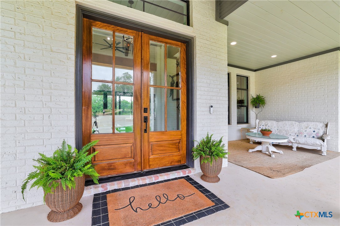 7670 Shiny Top Ranch Lane