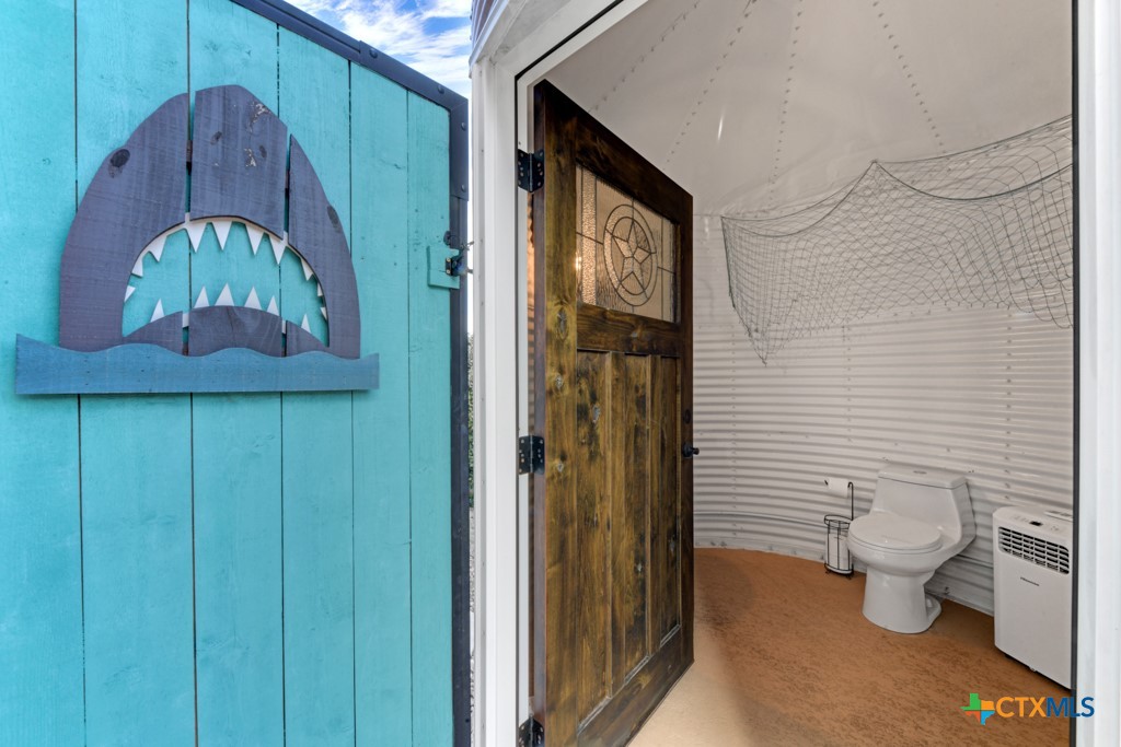 New Braunfels, Texas 78132, United States, 3 Bedrooms Bedrooms, ,3 BathroomsBathrooms,Residential,Pending,93641