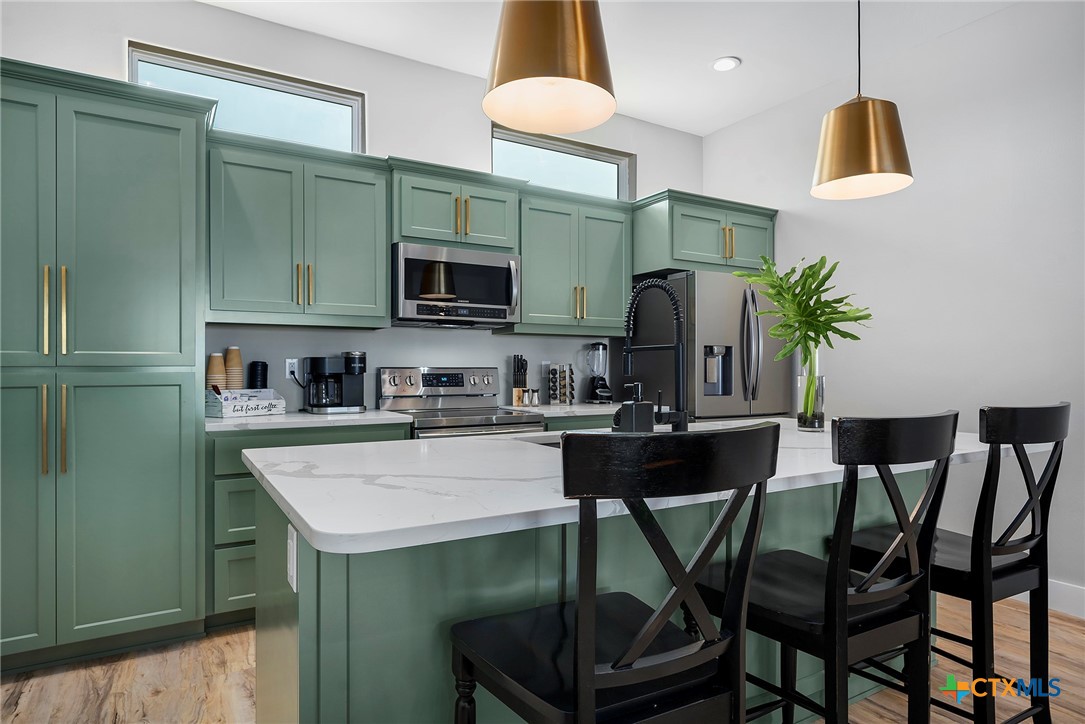 121 BUFFLEHEAD Lane