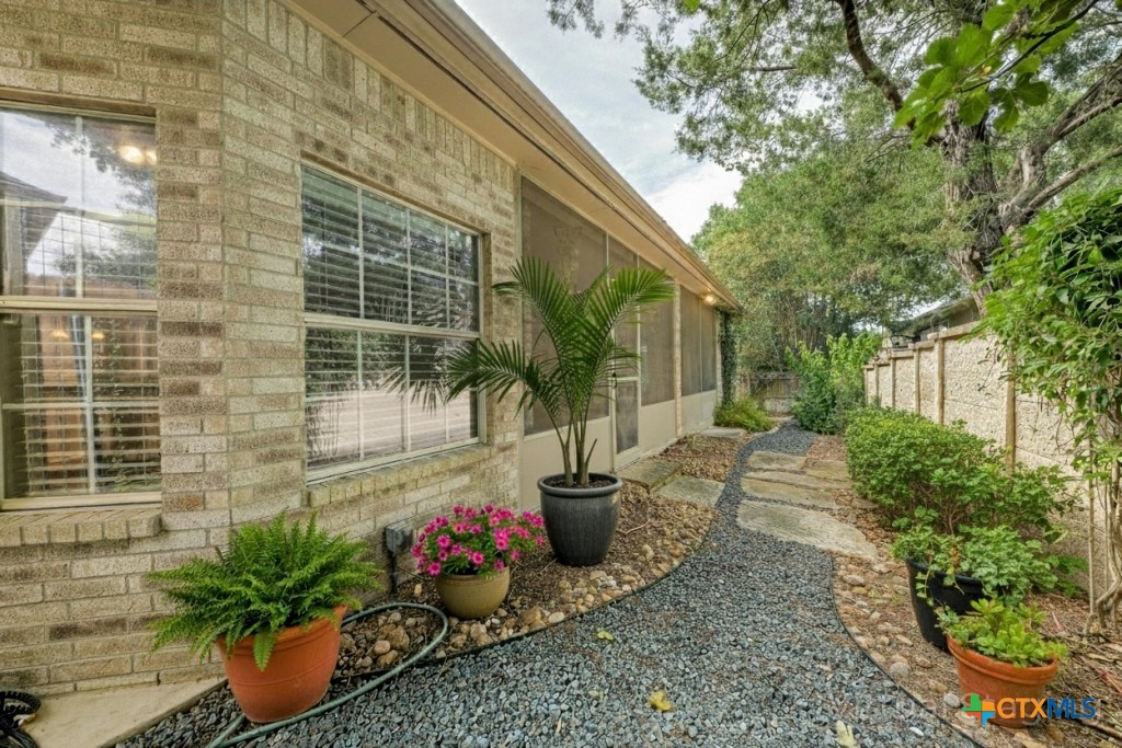 New Braunfels, Texas 78132, United States, 3 Bedrooms Bedrooms, ,2 BathroomsBathrooms,Residential,Active,185478