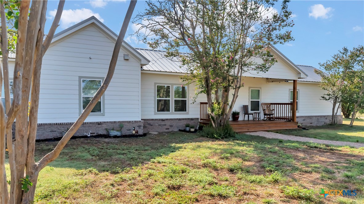 10927 County Road 272