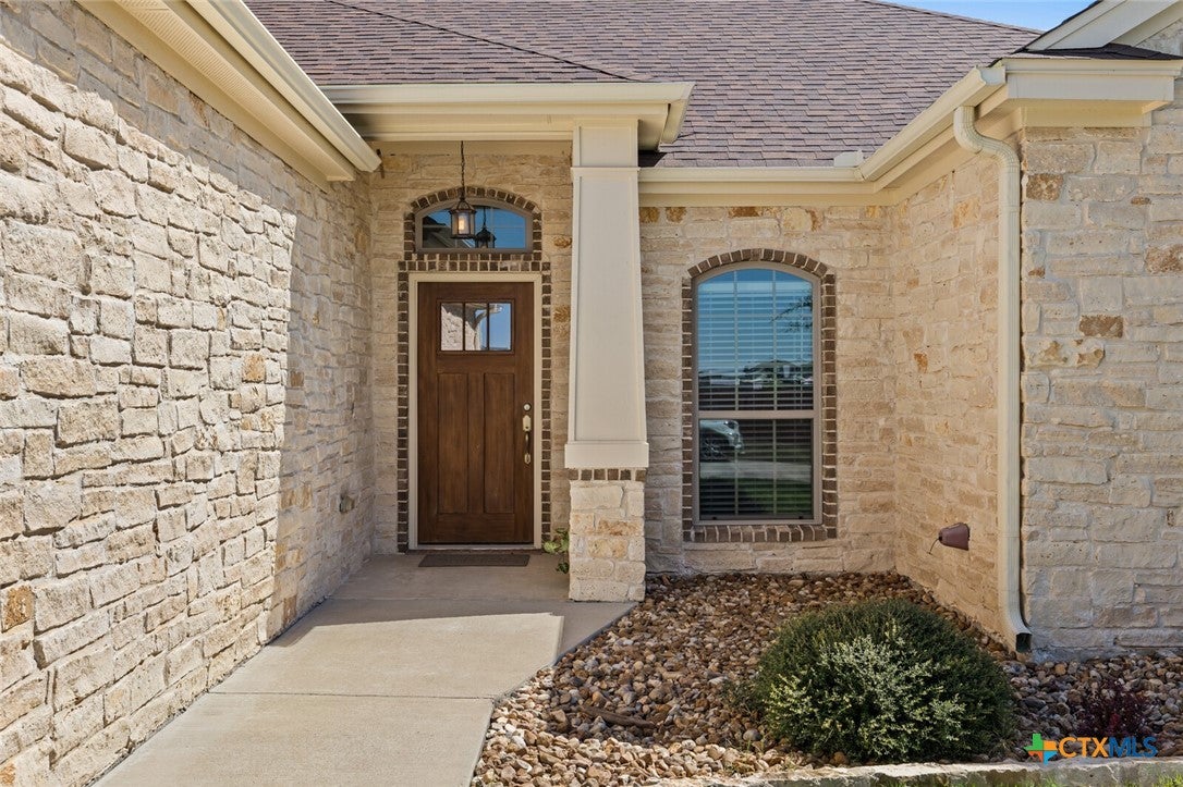 13613 Acqua Drive