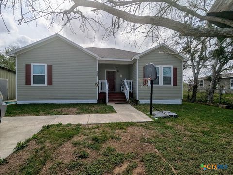 Photo of 240 S Rail Street, Bloomington, TX 77951 (MLS # 603603)