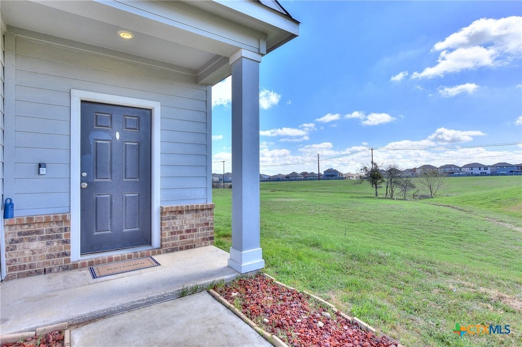 Photo of 109 Helios Drive, Jarrell, TX 76537 (MLS # 616779)