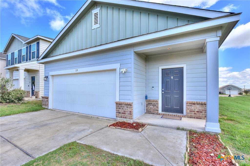 Photo of 109 Helios Drive, Jarrell, TX 76537 (MLS # 616779)