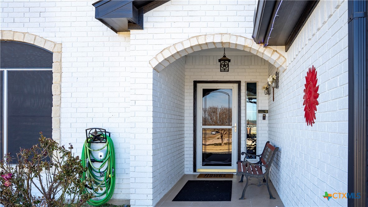 3306 Sherwood Forest Drive