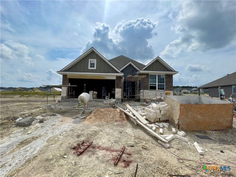 Photo of 327 Pathfinder Drive, Copperas Cove, TX 76522 (MLS # 626239)
