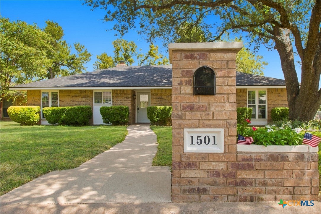 1501 N Wall Street