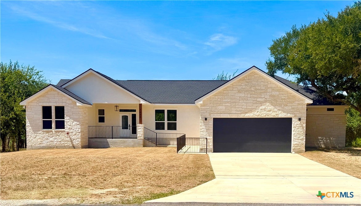 7022 Circle Oak Drive