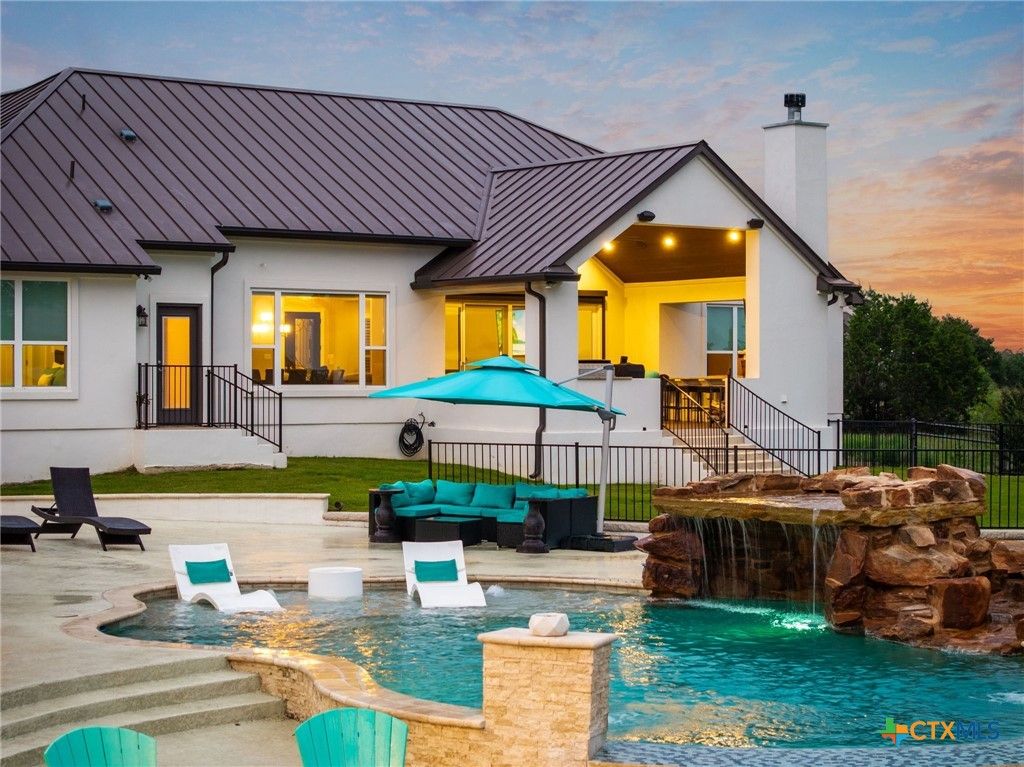 Photo of 1344 Bordeaux Lane, New Braunfels, TX 78132 (MLS # 612222)