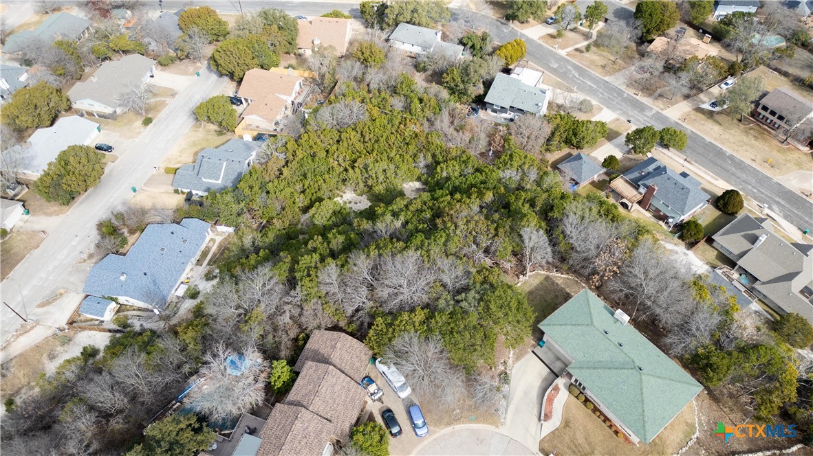 806 Trail Crest Drive