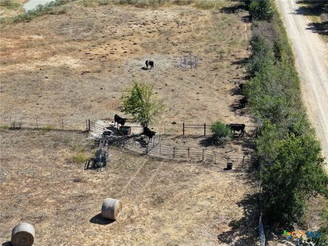 475 CR 320 Rockdale TX 76567