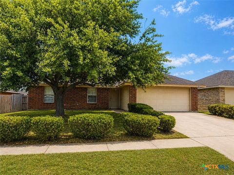 Photo of 2110 Sandstone Drive, Killeen, TX 76549 (MLS # 610616)