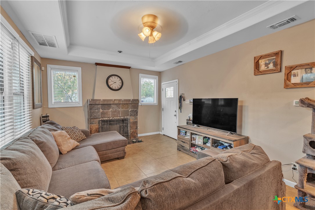 414 Chicago Boulevard