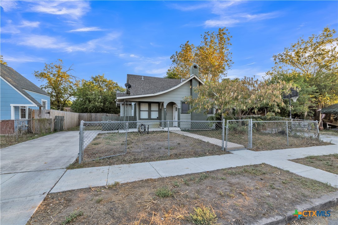 414 Chicago Boulevard