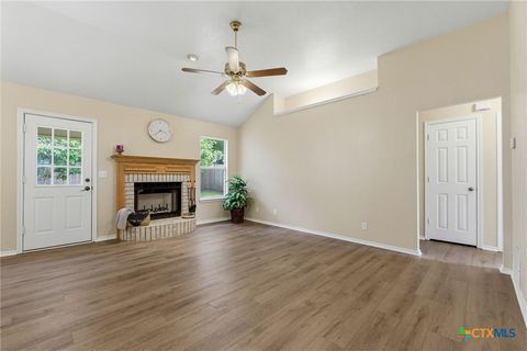 Photo of 4210 Ledgestone Drive, Killeen, TX 76549 (MLS # 612799)
