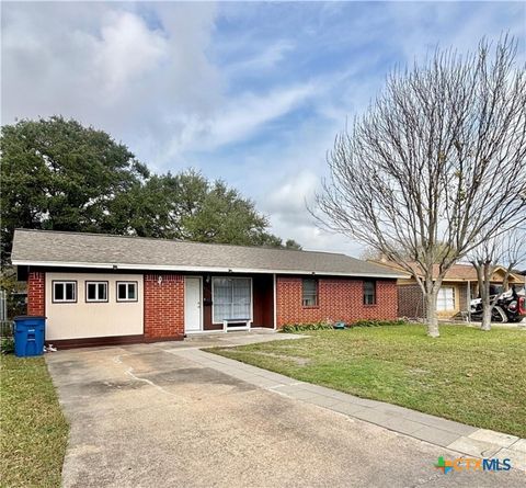 Photo of 1615 Meadowview Drive, Port Lavaca, TX 77979 (MLS # 601863)