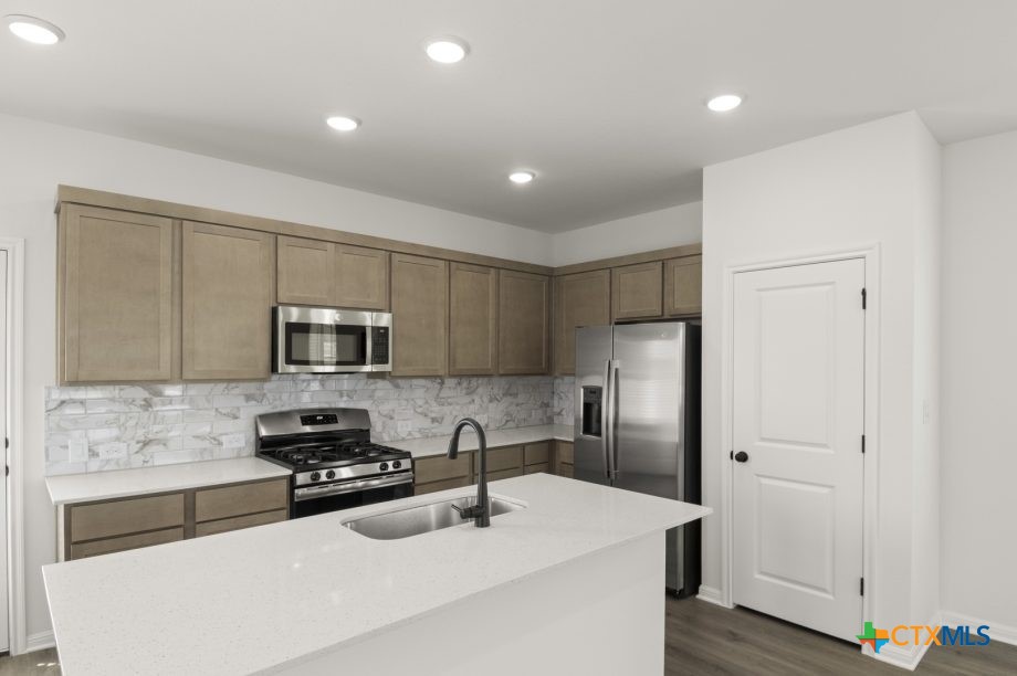 1632 Esplanade Parkway