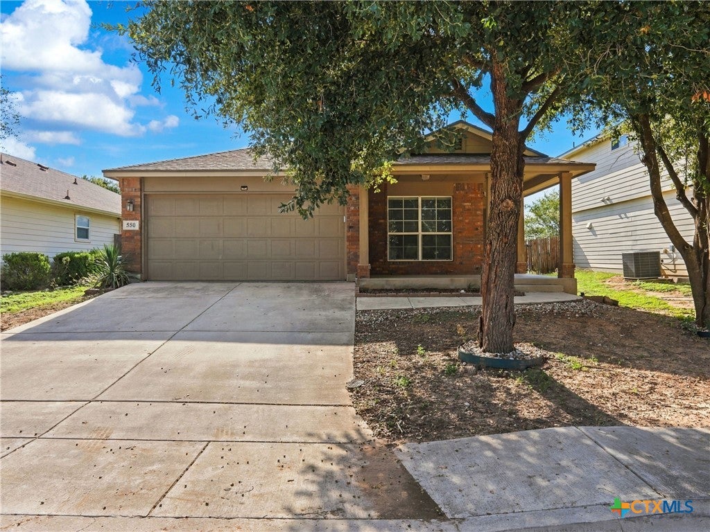 Photo of 550 Briggs Drive, New Braunfels, TX 78130 (MLS # 627282)