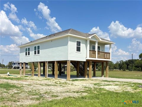 Photo of 638 Swallow, Palacios, TX 77465 (MLS # 595377)