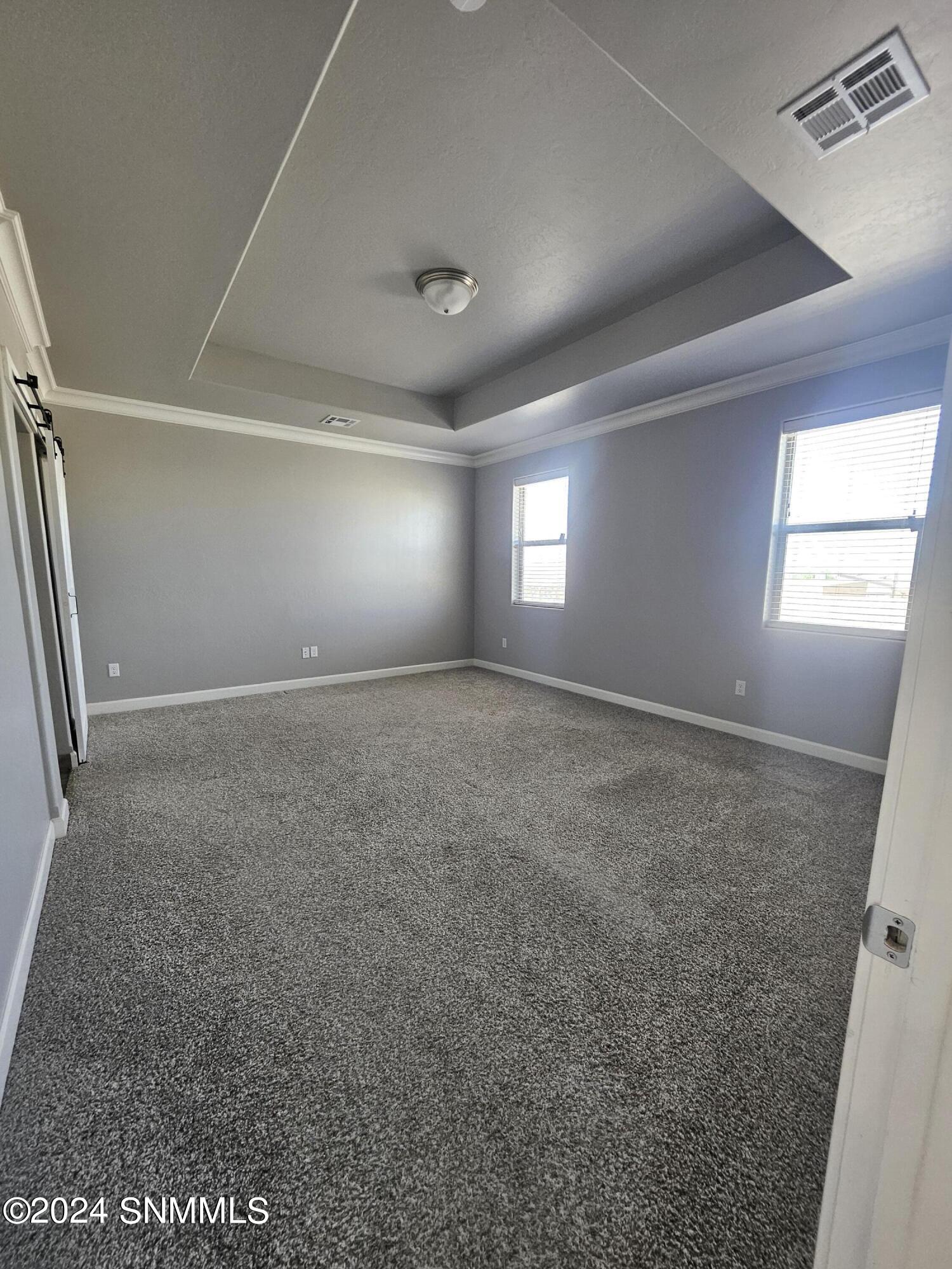 Las Cruces, New Mexico 88011, United States, 4 Bedrooms Bedrooms, ,3 BathroomsBathrooms,Residential,Pending,46525