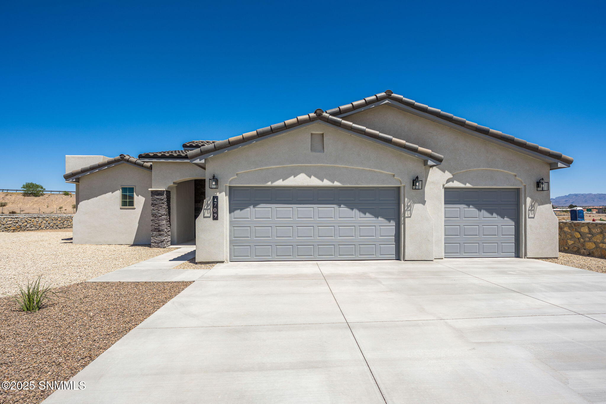 709 Basha Arc, Las Cruces, New Mexico image 3