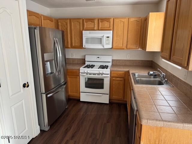 Las Cruces, New Mexico 88012, United States, 4 Bedrooms Bedrooms, ,3 BathroomsBathrooms,Residential,Active,16471