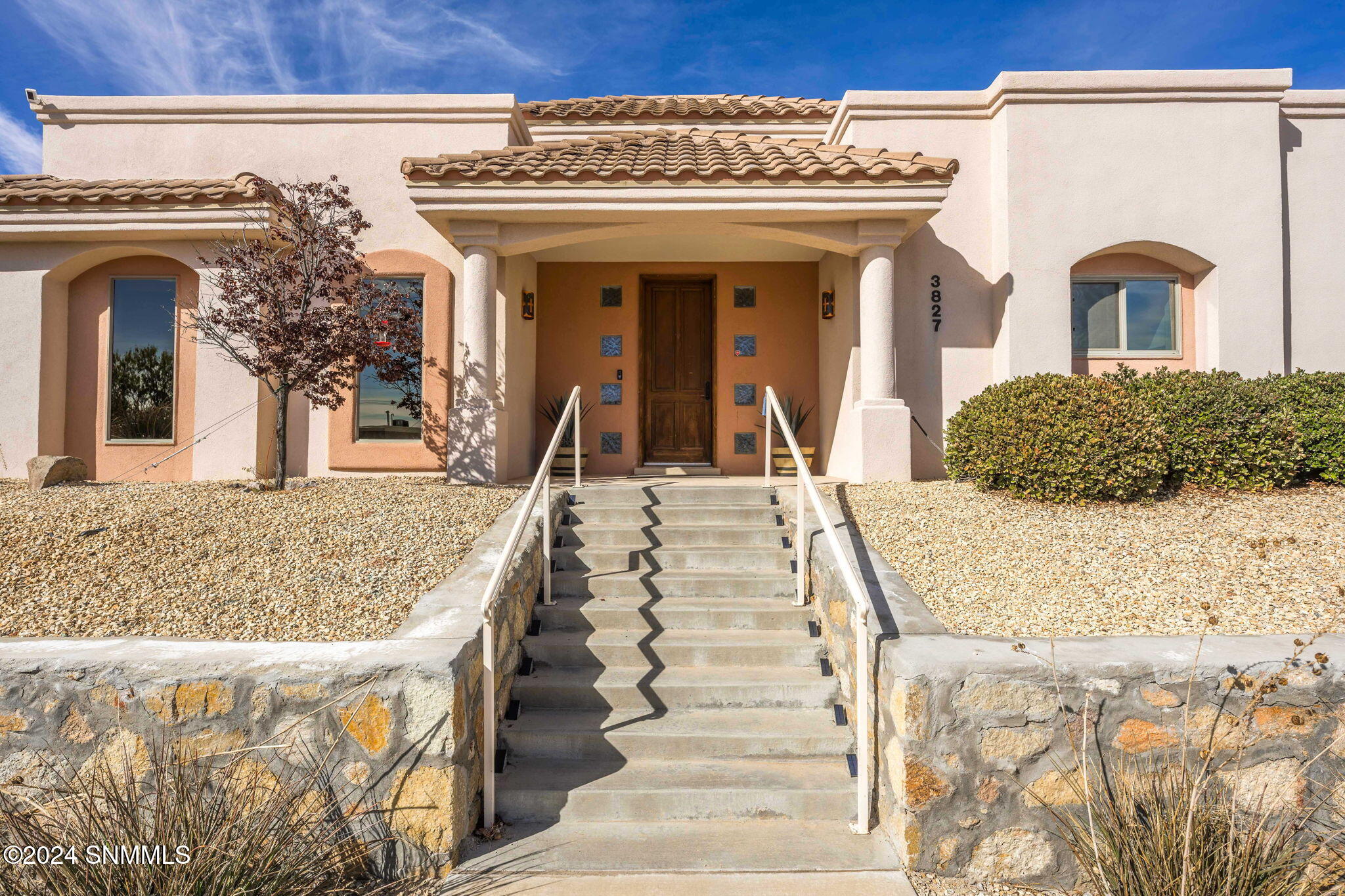 3827 Yellowstone Drive, Las Cruces, New Mexico image 2