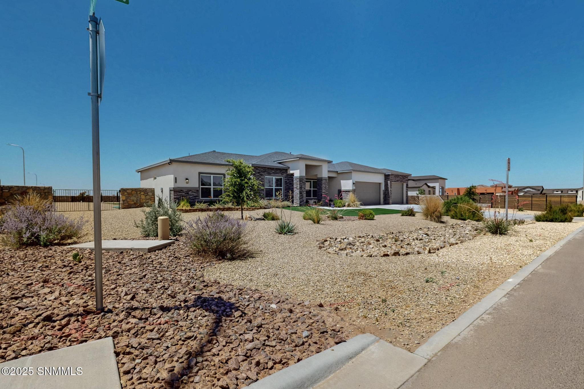 3292 Colina Court, Las Cruces, New York image 47